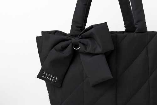 SISTER AUDREY 軽くてたっぷり入るリボンキルティングトートバッグBOOK