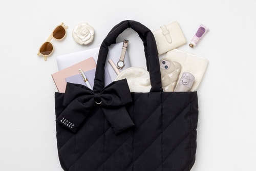 SISTER AUDREY 軽くてたっぷり入るリボンキルティングトートバッグBOOK