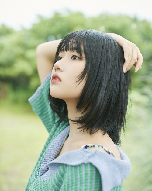 乃乃華ページ 原菜乃華カレンダー 2025.04-2026.03 – 丸善ジュンク堂書店ネットストア