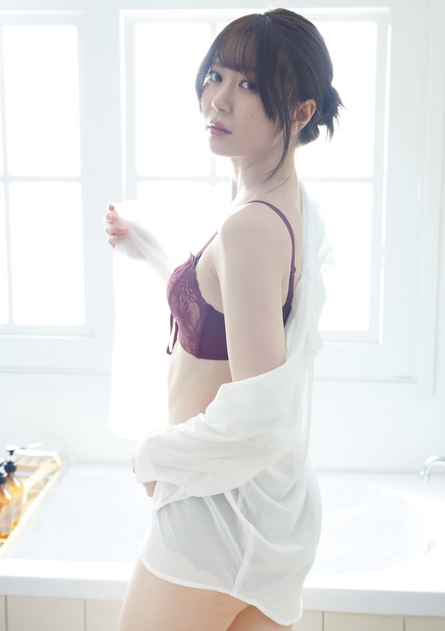 東城りお 抽プレ サイン 抽プレ ヤンマガ チェキ Sai: – 丸善ジュンク堂書店ネットストア