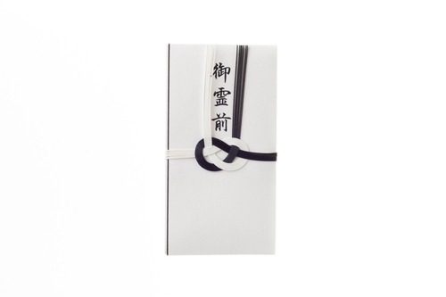 Q567 黒白御霊前たとう 縦18.0cm×横9.5cm 外たとう・中封筒