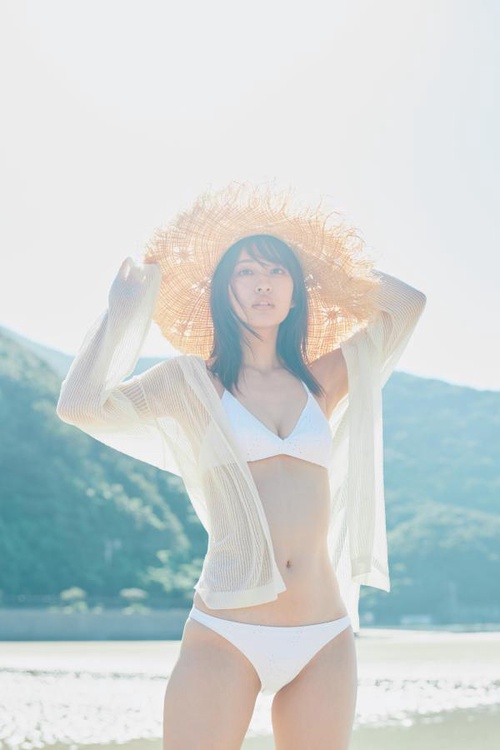 斉藤里奈1st写真集 色彩 – 丸善ジュンク堂書店ネットストア