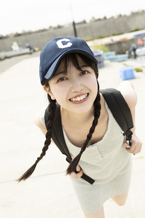 乃木坂46 久保史緒里1st写真集 交差点