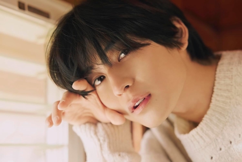 高橋文哉2024年卓上カレンダー『Fumiya Takahashi 2024/04-2025/03 Calendar』